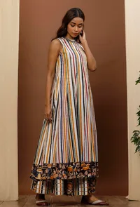 Set of 3: White Striped Cotton Straight Kurta with White Kalamkari Flared Skirt & Blue Gotta Dupatta image 2