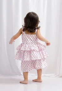 Set of 2 : Pink Block Printed Cotton Tier and Layered Top With Shorts image 3