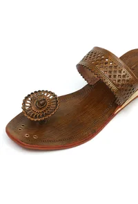 Madhuban Floral Toe-Ring Cruelty-Free Genuine Leather Kolhapuri image 6