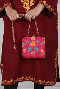 Pink velvety box clutch image 2