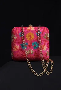 Pink velvety box clutch image 3