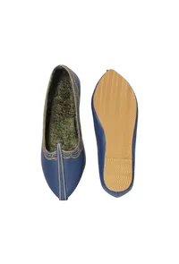 Blue Zari Aari Embroidered Juttis image 3