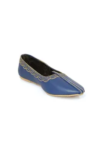 Blue Zari Aari Embroidered Juttis image 4