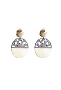 Regal Harmony Earrings image 3