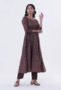 Set Of 2: Woody Brown & White Cotton Block Printed Kurta & Pant image 1