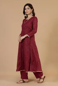 Maroon Floral Printed Flared Kurta with Gota Lace image 3