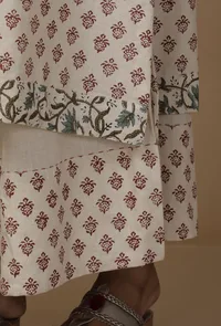 Set Of 2 : White and Maroon Handblock Cotton Flex Kurta and Culottes image 5