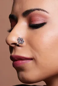 Handcrafted Floral Delight Nose pin image 2