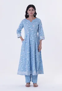 Set Of 2: Blue & White Cotton Block Printed Kurta & Pant image 2