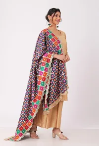 Neela allover embriodred phoolkari dupatta image 2
