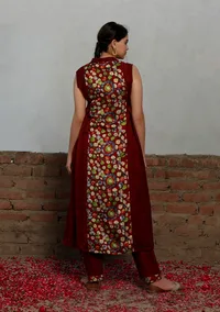 Set Of 2: Beige Kalamkari  Midi Dress With Belt & Short Jacket image 3