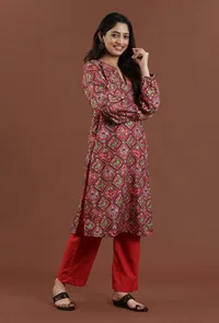 Vibrant Red Patola Inspired Printed Tussar Silk Straight Kurta image 3