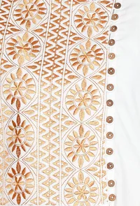 White Cotton Kurta With Floral Kantha Embroidery image 4