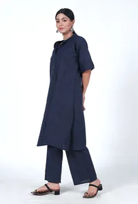 Set Of 2: Navy Blue Cotton Kurta & Pant Set image 3