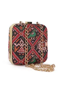 Afraa Black & Multi Patola Print Rectangular Box Clutch image 5