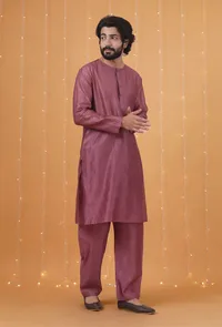 Set Of 2: Grape Chanderi Kurta & Pajama image 3