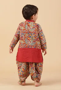 Set Of 2: Tilak Maroon Red Kalamkari Front Open Cotton Kurta & Dhoti image 3