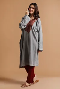 Regent Grey Kashmiri Sozni Embroidery Phiran-Free Size image 3