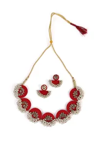 Handcrafted Fabric Flower Shaped Necklace With D-Shaped Earring image 2