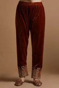 Set Of 3: Brown Red Kashmiri Tilla Embroidery Phiran With Pant and Dupatta-Free Size image 6