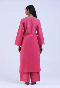Set Of 2: Pink Cotton Kurta & Pant Set image 4