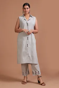 Set Of 2: Light Grey Cotton Solid Plain Kurta & Pant Set image 1