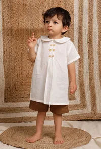 Set Of 2: Off-white Mul Mul Short Kurta With Dark Brown Short image 1