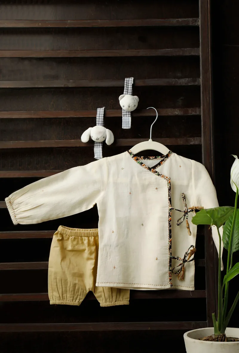 Off White Bamboo Fabric Angrakha