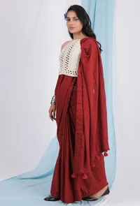 Maroon kota tassel embellished saree image 3