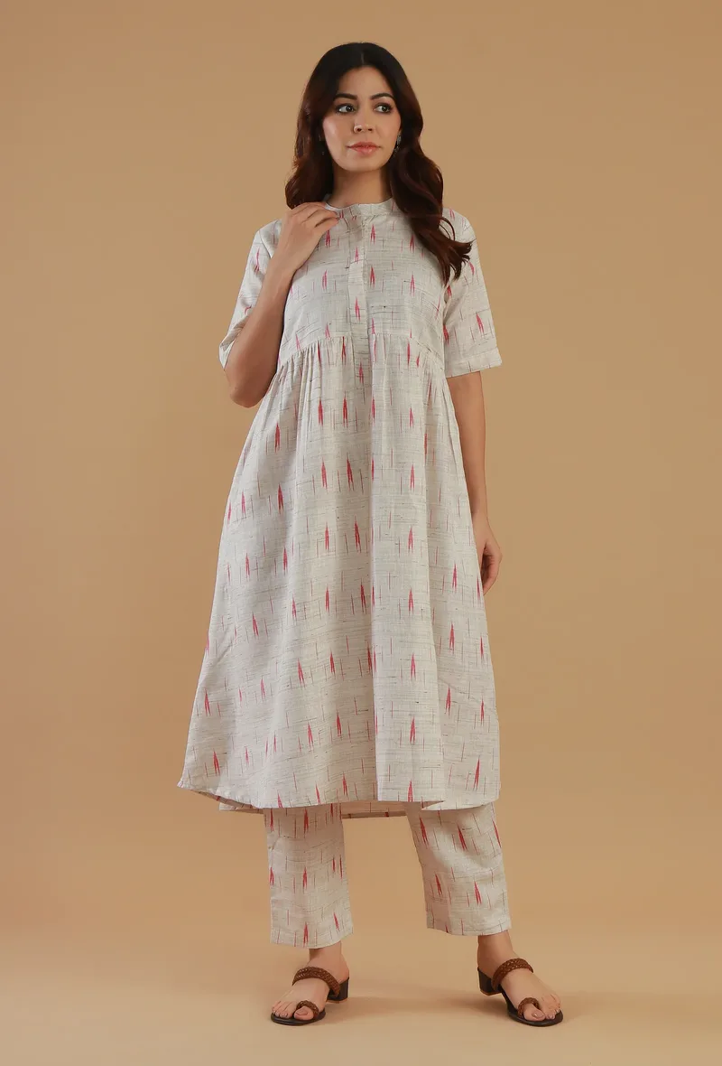 Off-White Ikat Cotton Gathered Short-Sleeve Kurta