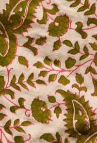 Off-white Bamboo Fabric Pom-Pom Printed Bib image 3