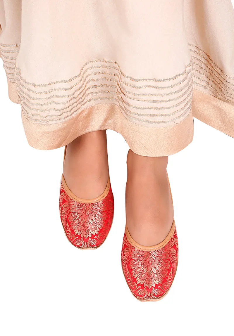 Red Brocade Genuine Leather Punjabi Jutti