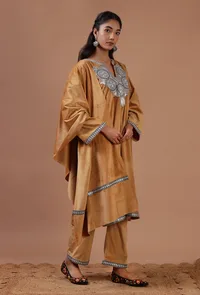 Beige Velvet Zari Embroidered Kurta, Pant And Dupatta Set- Free Size image 1