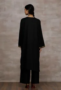 Zoon Black Contrast Wool Pure Woollen Phiran image 4