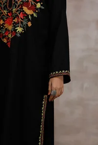 Zoon Black Contrast Wool Pure Woollen Phiran image 5