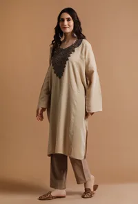 Rodeo Dust Kashmiri Sozni Embroidery Phiran-Free Size image 3