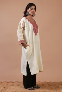 Off-White Woolen Sozni Embroidered Phiran- Free Size image 3