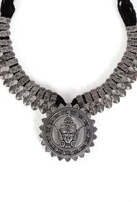 Peacock and Lakshmi Heritage Set image 4