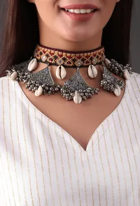 Tahira Silver Kutch Choker image 1