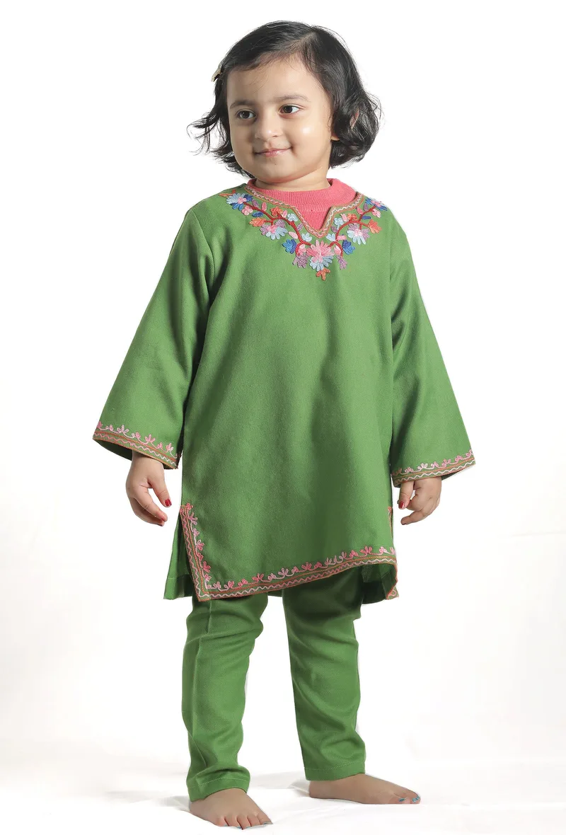 Green Pure Woollen Phiran set