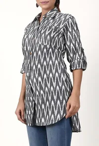 Grey And White Handloom Cotton Ikat Asymmetrical Shirt image 3