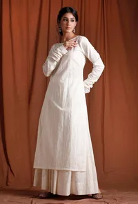 Off White Cotton Full Sleeves Long Kurta image 3