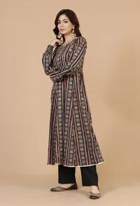 Set of 2: Ajrakh-Inspired Flared Kurta with Lace & Solid Black Cotton Pants image 2