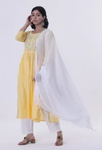 Set Of 3: Yellow & White Cotton Block Printed Kurta, Pant & Dupatta image 1