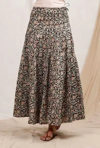 Black And Beige Kalamkari Cotton Skirt image 3