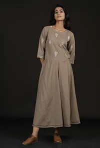 Set of 2: Cream Bell Sleeves Top and Cotton Pallazo image 2