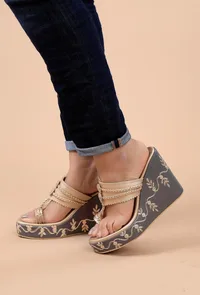 Refined Golden Hand Embroidered Kolhapuri Inspired Wedges image 1