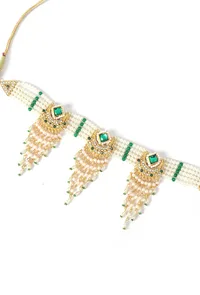 Noor-e-Zamrud Pearl Set image 4