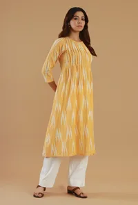 Yellow Ikat Gathered Cotton Kurta image 2
