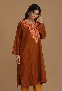 Burnt Orange Phiran with Pink and Gold Aari Embroidery- Free Size image 4